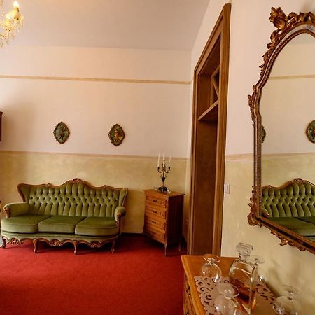 Hotel Na Zamecku Ústí nad Orlicí Exterior foto