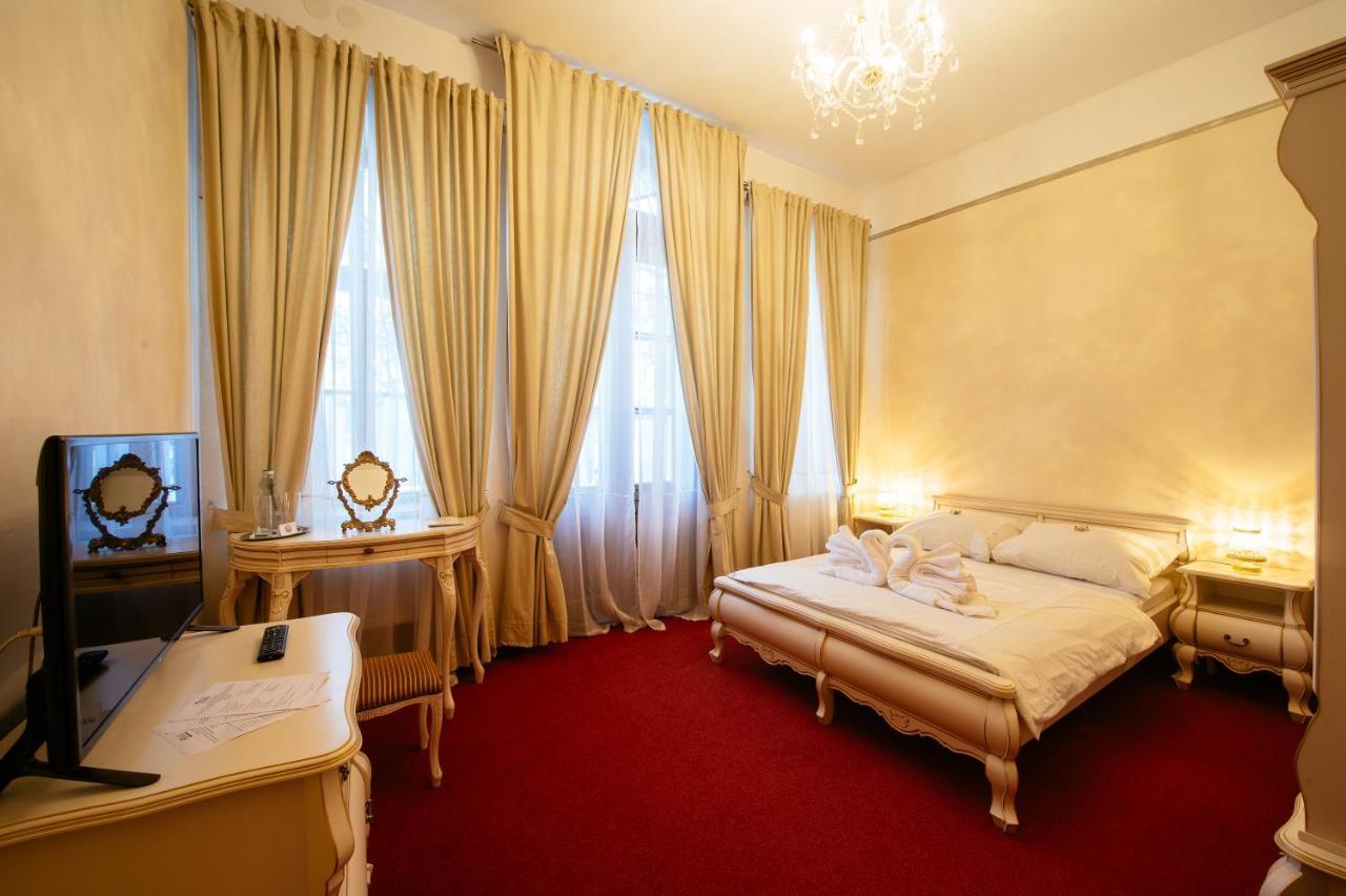 Hotel Na Zamecku Ústí nad Orlicí Exterior foto