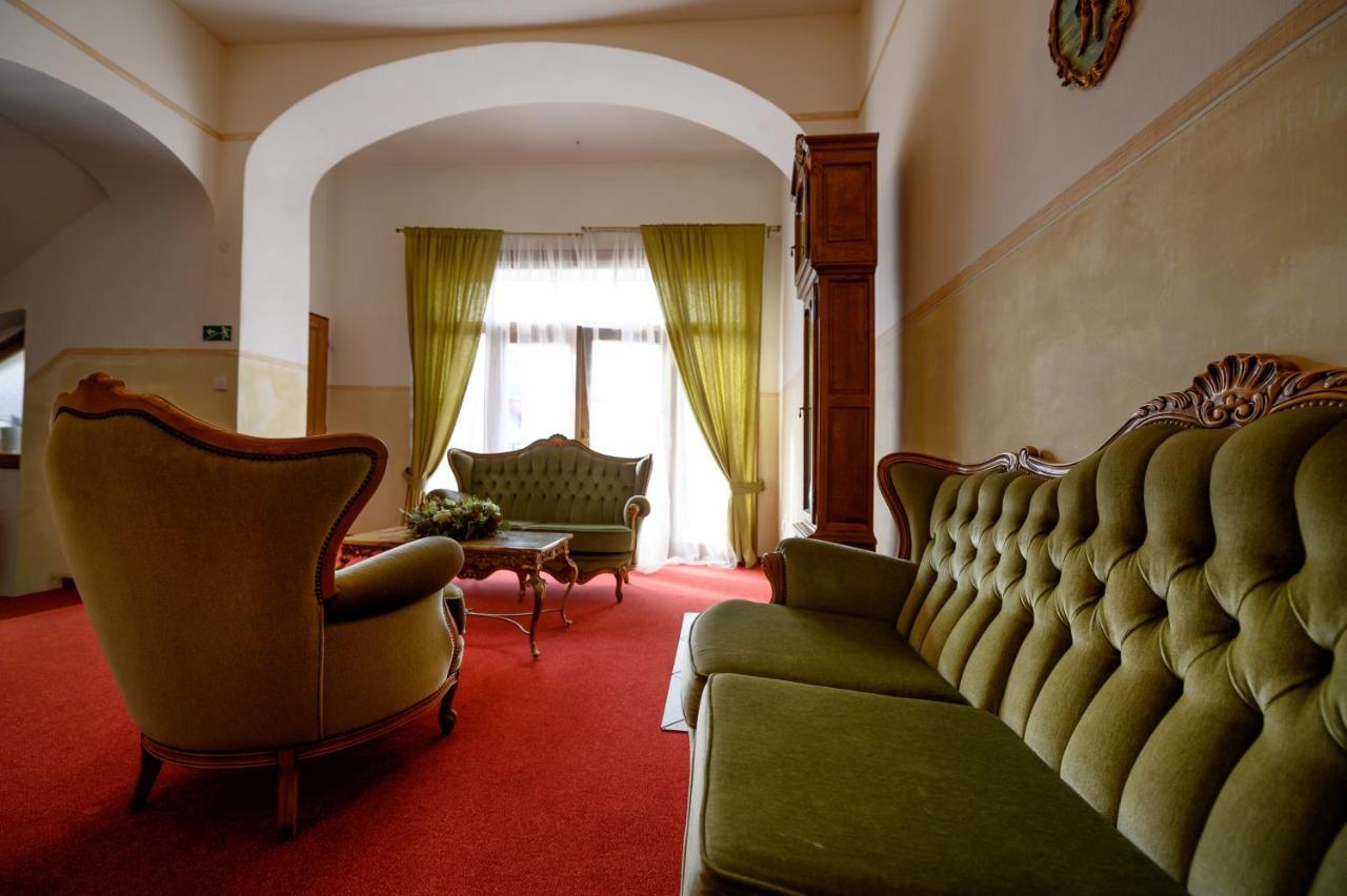 Hotel Na Zamecku Ústí nad Orlicí Exterior foto
