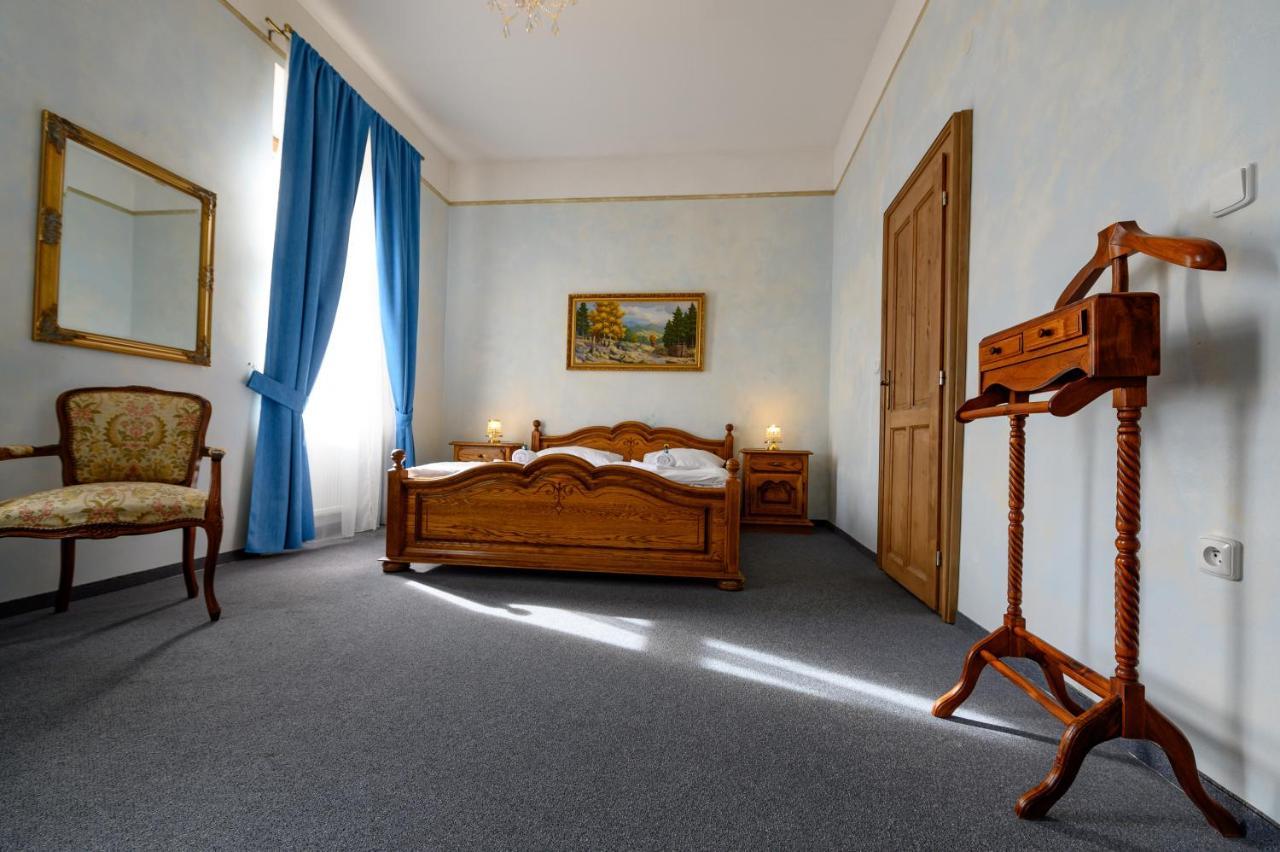 Hotel Na Zamecku Ústí nad Orlicí Exterior foto