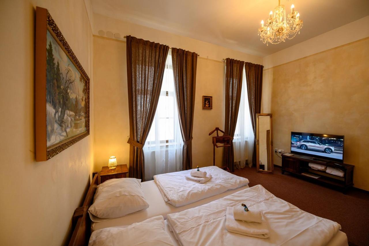 Hotel Na Zamecku Ústí nad Orlicí Exterior foto
